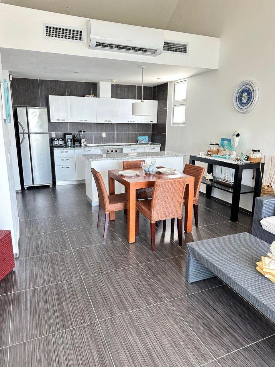 Vista Mare Spectacular Ocean View Top Floor 1-Bedroom Condo, Samana Экстерьер фото